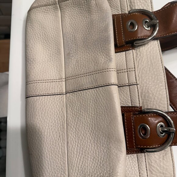 Coach Pebbled Leather Shoulder Bag | Ivory & Brown | Classic Buckle Detail - Picture 7 of 11